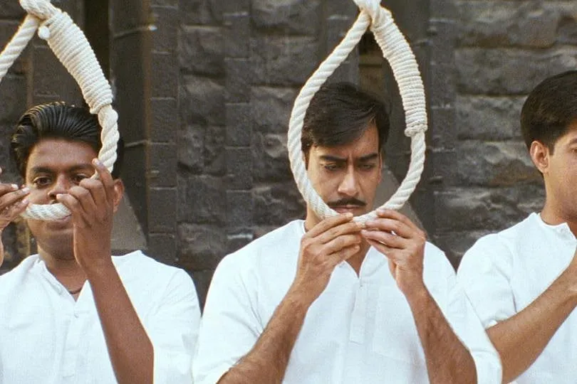 Ajay Devgn played the titular role of Bhagat Singh in The Legend of Bhagat Singh (2002). Image: YouTube 